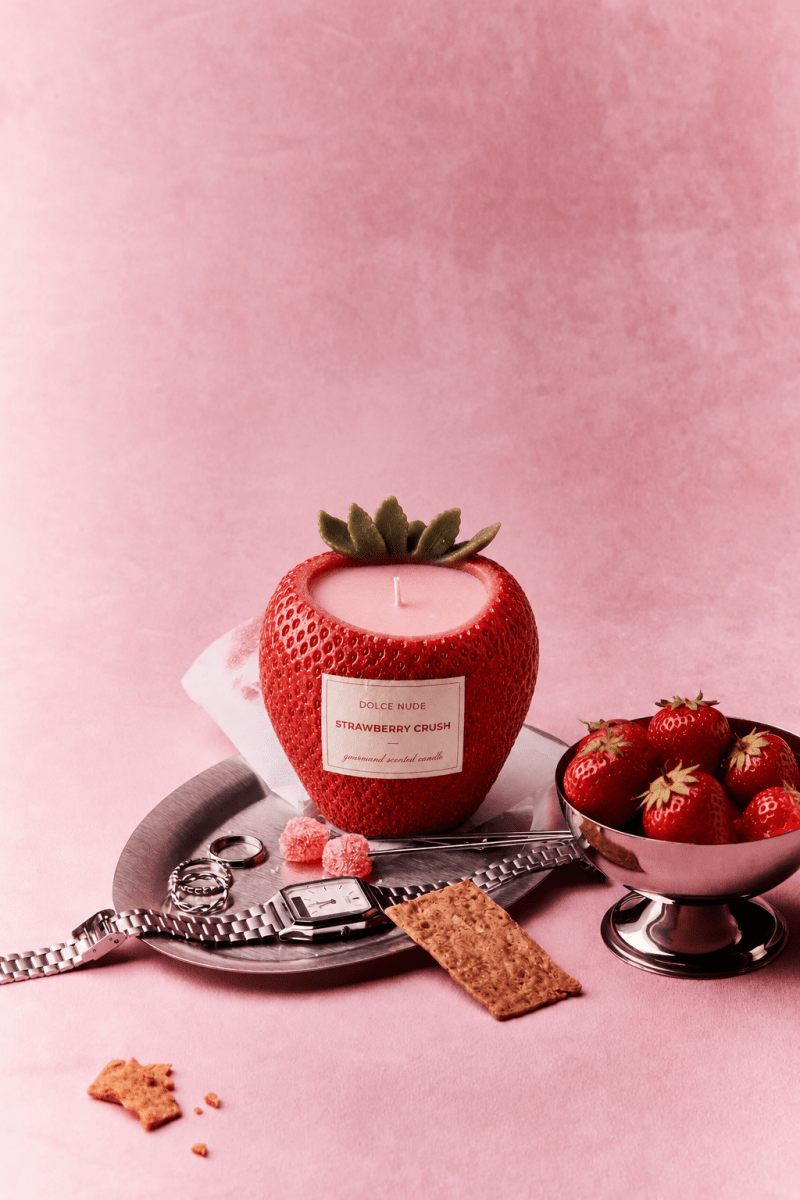 STRAWBERRY CRUSH Scented Candle - Edible Fragrance - DOLCE NUDE